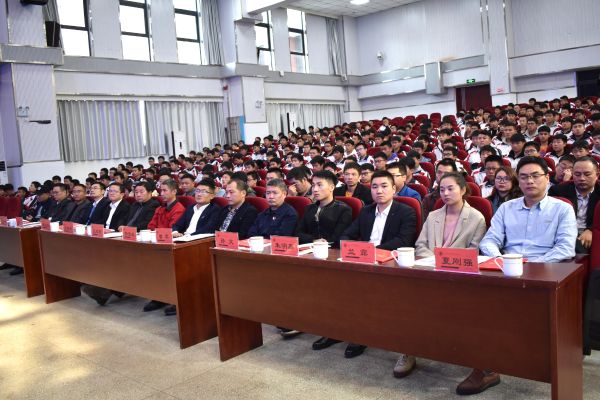 長沙縣職業(yè)中專學(xué)校