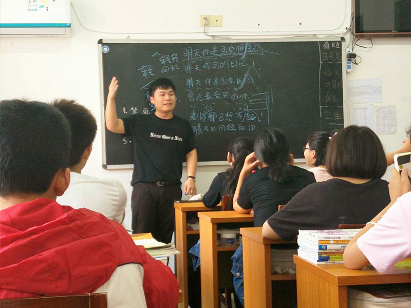 湖南曙光電子信息職業技術學校