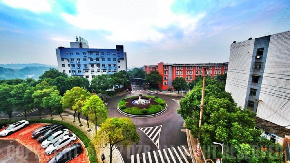 
中國水利水電第八工程局有限公司高級技工學校校園一角