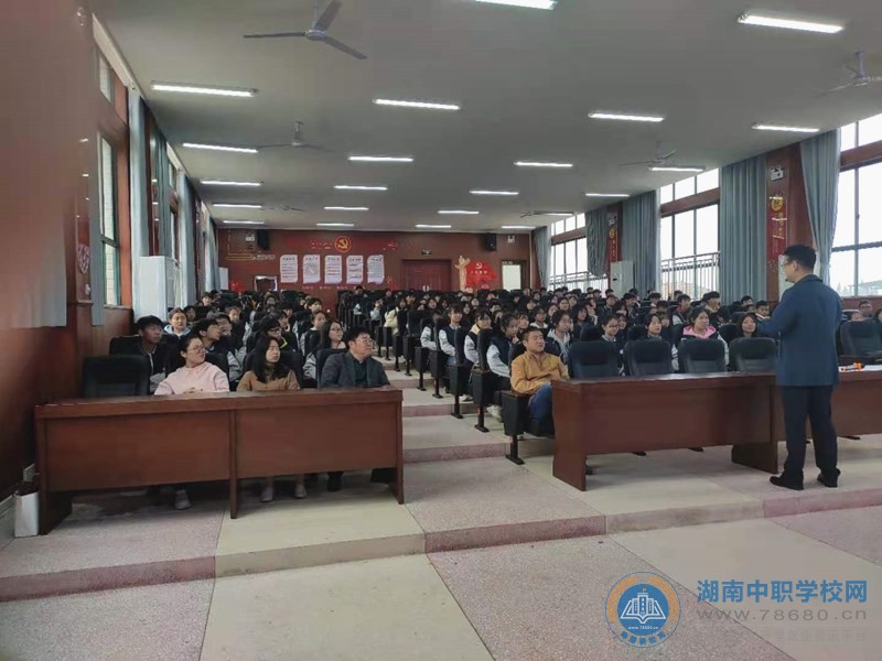  湖南中專職高學校-峰慧職校網