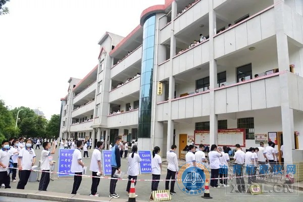 湖南中專職高學校-迪育橋職校網