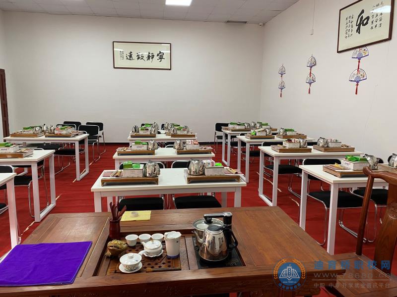 迪育橋職校網(wǎng)