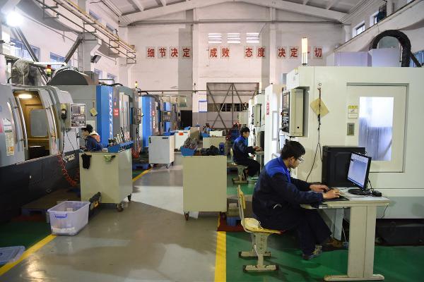 
中南工業學校承辦岳陽市中職學校學生技能競賽數控、焊接等賽項